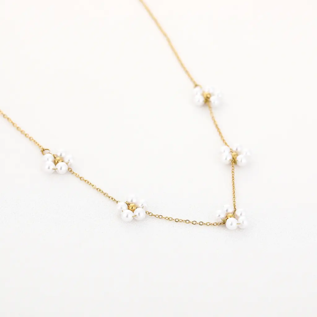 Pearl Flower Ketting
